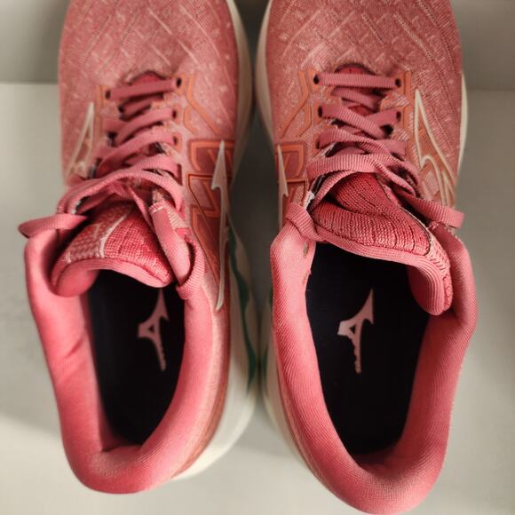 Mizuno Wave Inspire 18 Pink Rosette Womens Size 8.5 Running Shoes sneakers - Picture 9 of 10